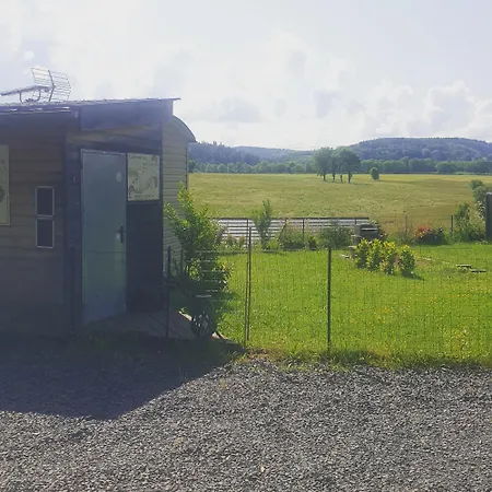 Camping Insolite Au Cœur De L'auvergne