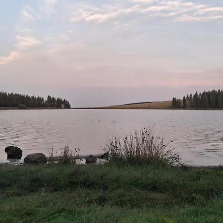 Кемпинг Insolite Au Coeur De L'auvergne Rochefort-Montagne